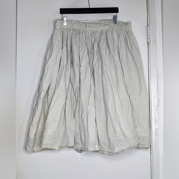WORLD OF CROW COTTON PLEATED SKIRT - OFF WHITE - Picture 1 of 5